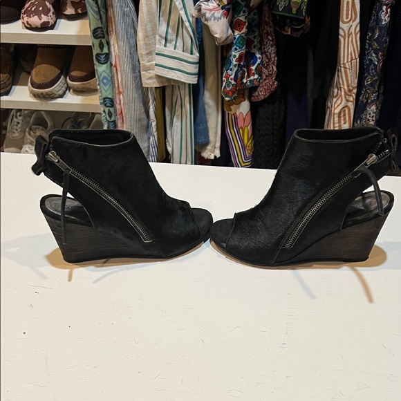 Black Animal Hide Peep-Toe Ankle Boots - Picture 5 of 6